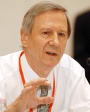 Anthony Giddens Anthony Giddens